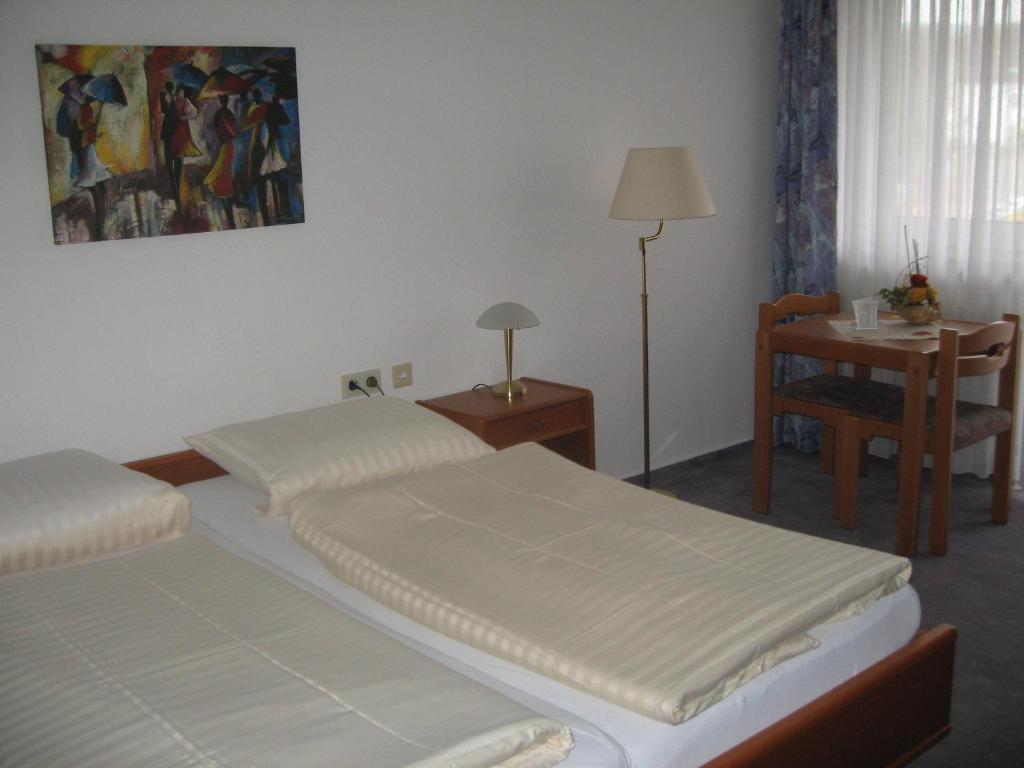 Hotel Alt-Holzhausen Bad Pyrmont Rom bilde